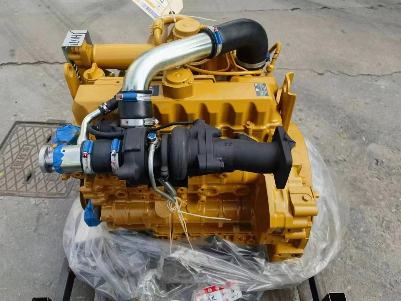 CATERPILLAR C3.3 B - Двигун та запчастини в категорії Екскаватори: фото 1 CATERPILLAR C3.3 B - Двигун та запчастини в категорії Екскаватори: фото 1