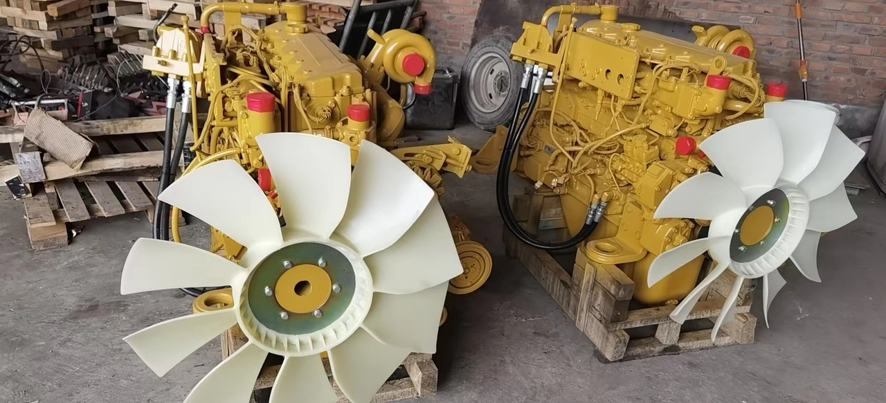 CATERPILLAR C6.4 - Двигун в категорії Екскаватори: фото 1 CATERPILLAR C6.4 - Двигун в категорії Екскаватори: фото 1