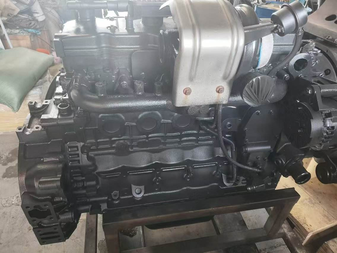 CUMMINS QSB6.7 - Двигун в категорії Екскаватори: фото 1 CUMMINS QSB6.7 - Двигун в категорії Екскаватори: фото 1