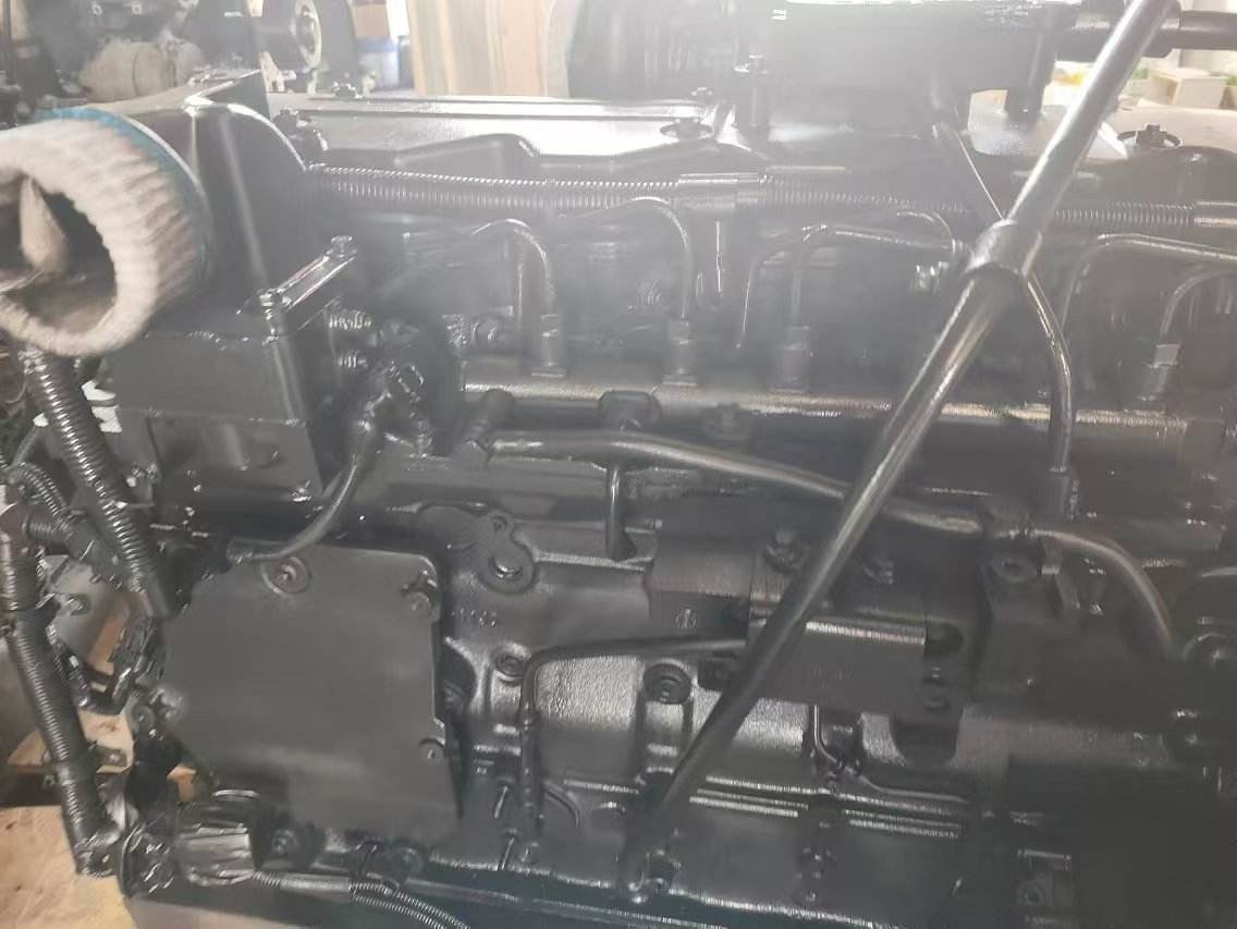 CUMMINS QSB6.7 - Двигун в категорії Екскаватори: фото 3 CUMMINS QSB6.7 - Двигун в категорії Екскаватори: фото 3