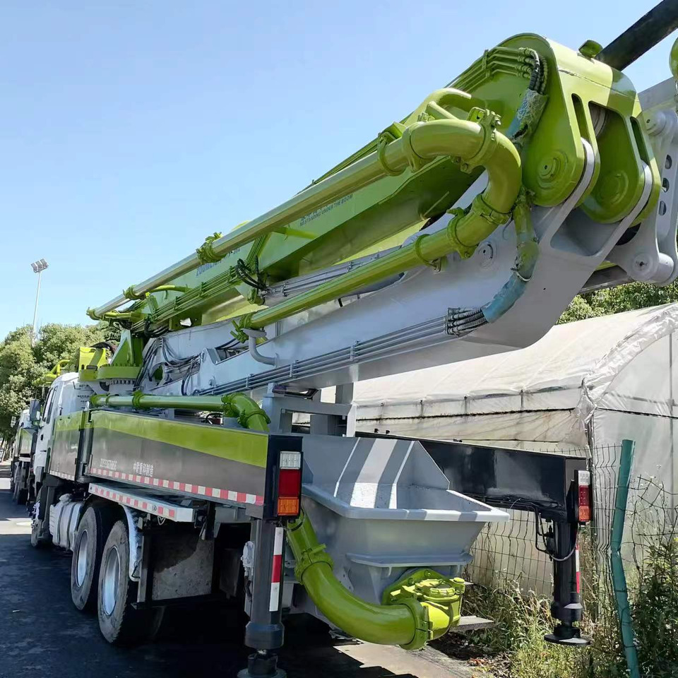 ISUZU 47 meters,6×4 - Автобетононасос-змішувач: фото 2 ISUZU 47 meters,6×4 - Автобетононасос-змішувач: фото 2