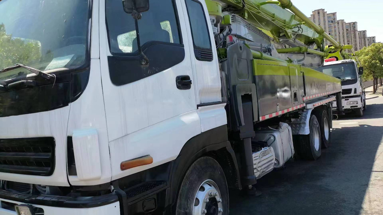 ISUZU 47 meters,6×4 - Автобетононасос-змішувач: фото 1 ISUZU 47 meters,6×4 - Автобетононасос-змішувач: фото 1