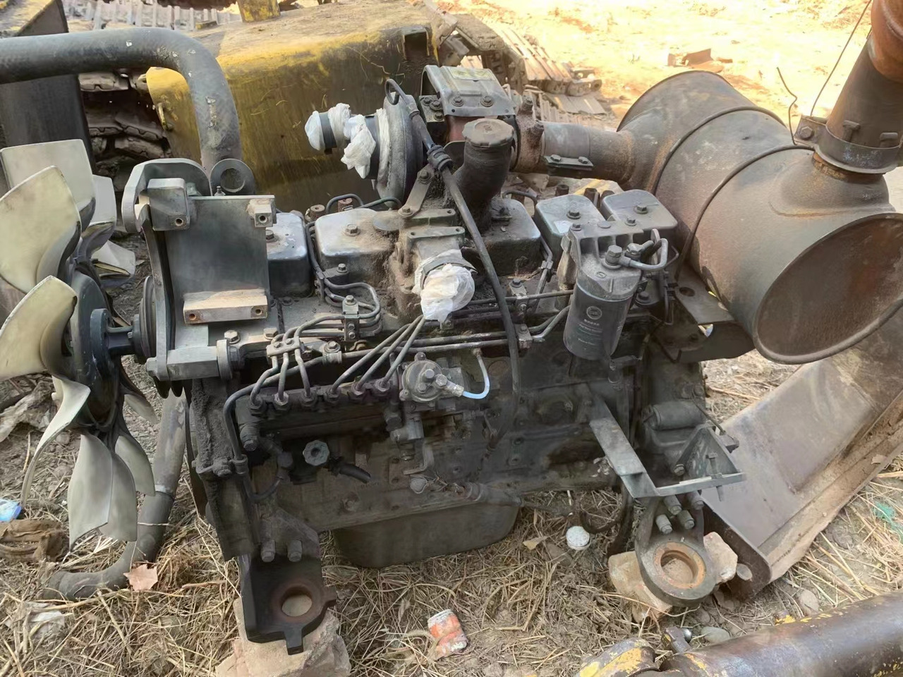 KOMATSU 6D102 - Двигун в категорії Екскаватори: фото 1 KOMATSU 6D102 - Двигун в категорії Екскаватори: фото 1