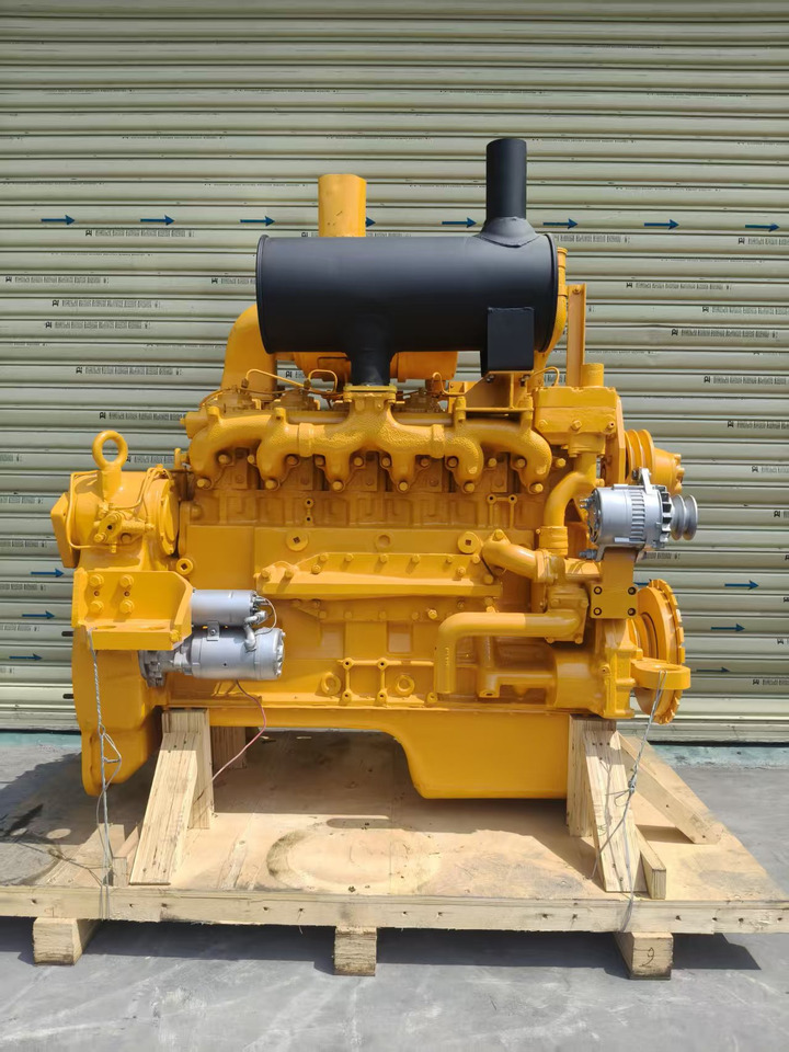 KOMATSU 6D125E-1 - Двигун в категорії Бульдозери: фото 2 KOMATSU 6D125E-1 - Двигун в категорії Бульдозери: фото 2