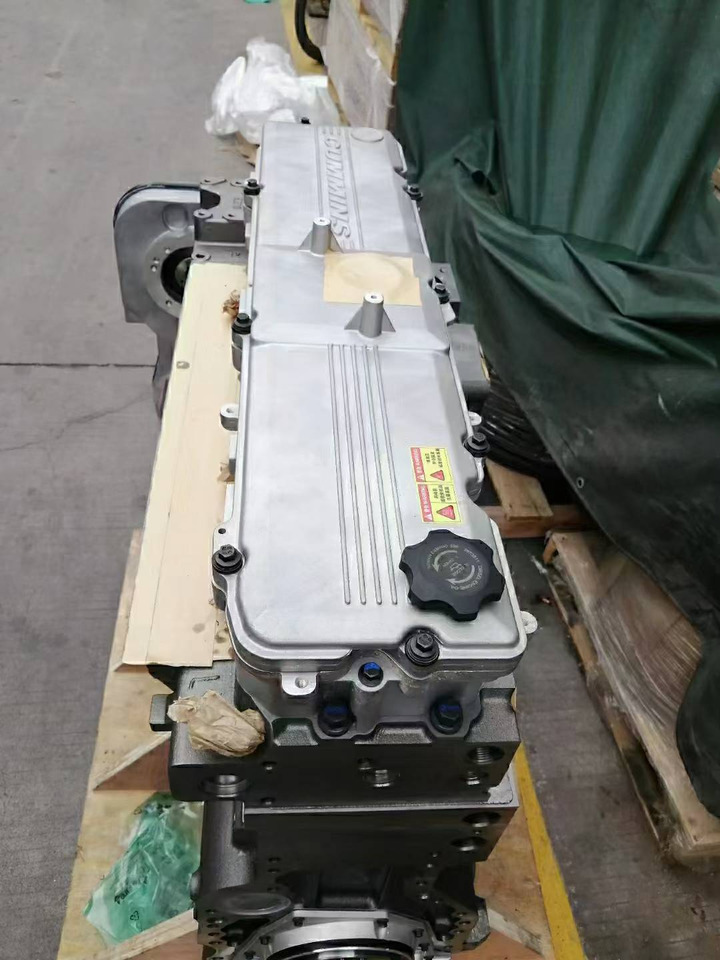 KOMATSU KOMATSU 6D114 CUMMINS QSC8.3 - Блок циліндрів в категорії Екскаватори: фото 2 KOMATSU KOMATSU 6D114 CUMMINS QSC8.3 - Блок циліндрів в категорії Екскаватори: фото 2