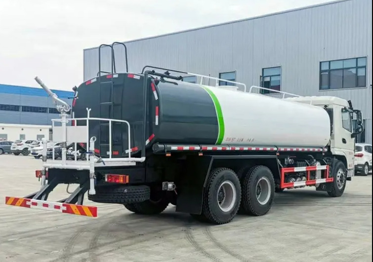 SHACMAN SHACMAN H3000 20 cubic meters tanker - Вантажівка цистерна: фото 3 SHACMAN SHACMAN H3000 20 cubic meters tanker - Вантажівка цистерна: фото 3