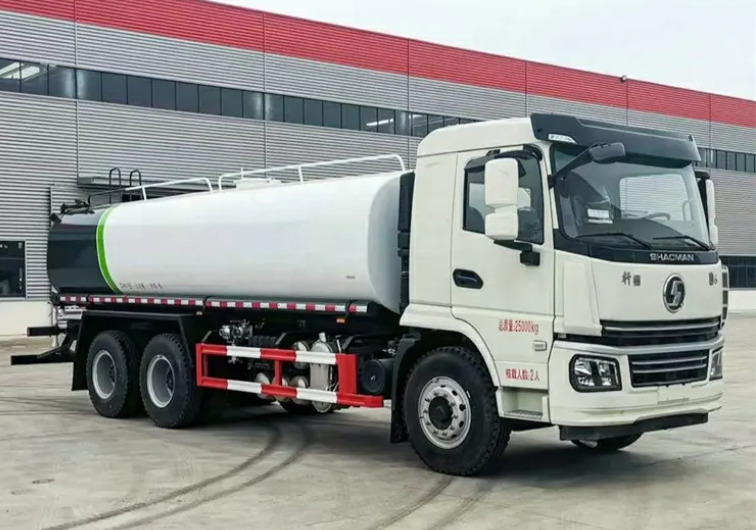 SHACMAN SHACMAN H3000 20 cubic meters tanker - Вантажівка цистерна: фото 1 SHACMAN SHACMAN H3000 20 cubic meters tanker - Вантажівка цистерна: фото 1