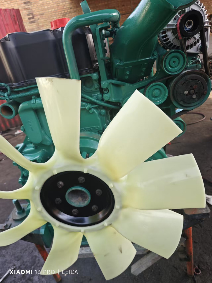 VOLVO D12D - Двигун в категорії Екскаватори: фото 5 VOLVO D12D - Двигун в категорії Екскаватори: фото 5