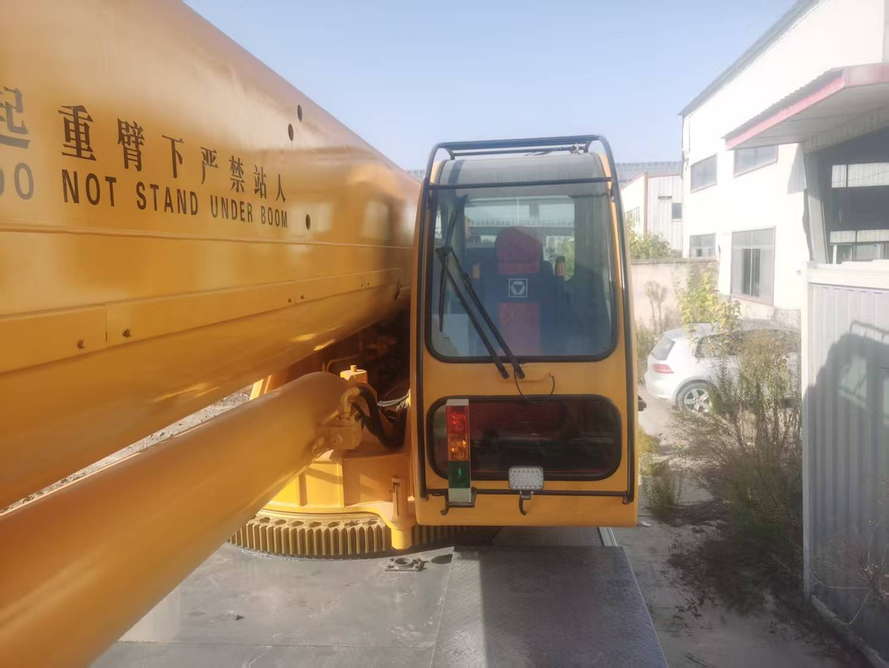 XCMG 70TONS - Вантажівка з маніпулятором: фото 5 XCMG 70TONS - Вантажівка з маніпулятором: фото 5