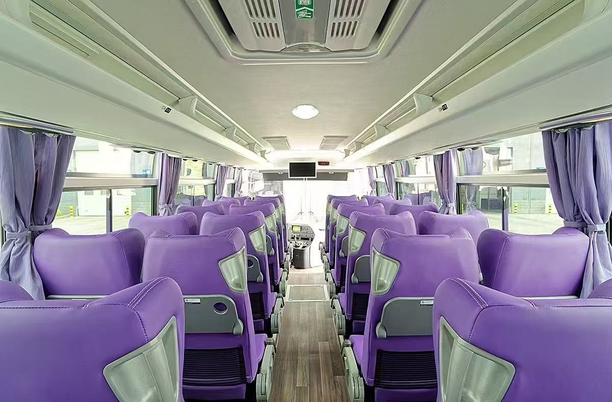 YUTONG 49+1+1 - Міський автобус: фото 4 YUTONG 49+1+1 - Міський автобус: фото 4