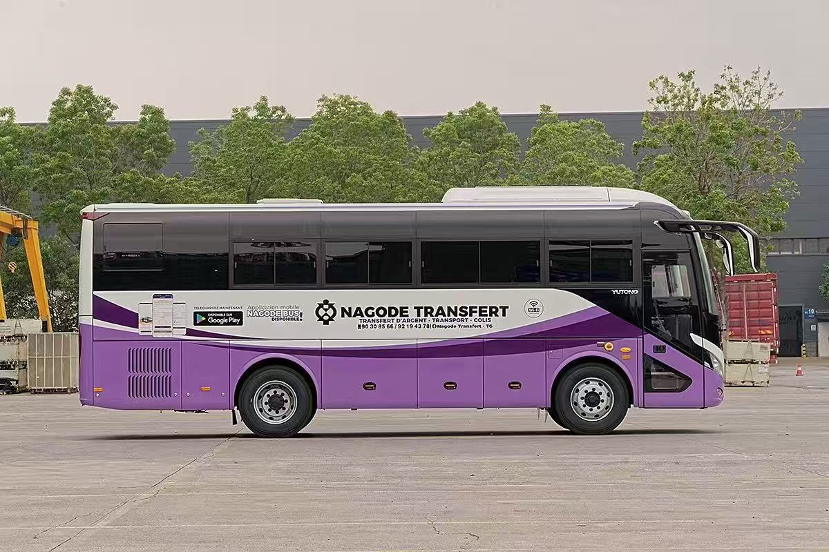 YUTONG 49+1+1 - Міський автобус: фото 3 YUTONG 49+1+1 - Міський автобус: фото 3