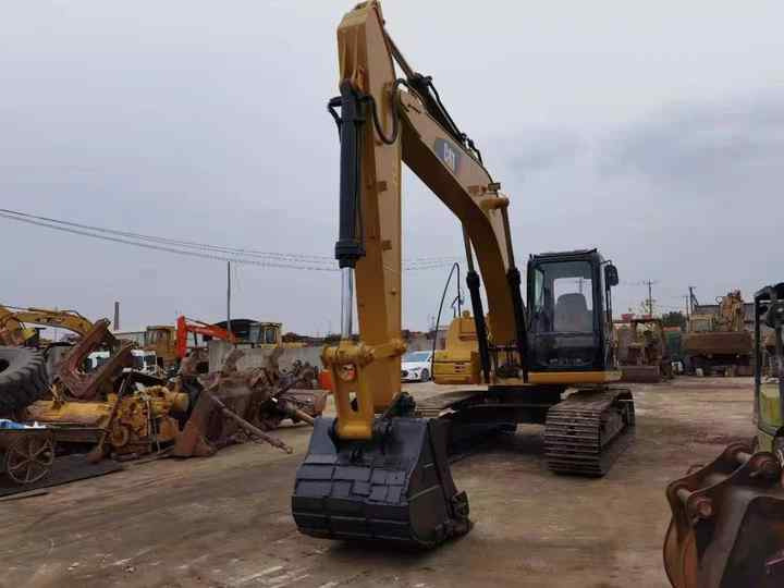15tons Excavator Used Caterpillar CAT315D 315D2GC HydraulicCrawler Secondhand Digger Machine - Гусеничний екскаватор: фото 3 15tons Excavator Used Caterpillar CAT315D 315D2GC HydraulicCrawler Secondhand Digger Machine - Гусеничний екскаватор: фото 3