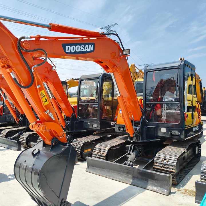 90% New Mini Excavator Doosan DH55, 5-Ton Mini Used High Quality - Міні-екскаватор: фото 1 90% New Mini Excavator Doosan DH55, 5-Ton Mini Used High Quality - Міні-екскаватор: фото 1