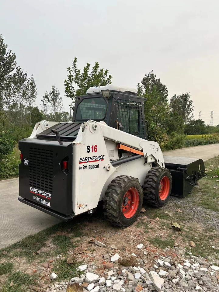 BOBCAT used skidsteer wheel Bobcat S18 High Quality - Міні-навантажувач: фото 3 BOBCAT used skidsteer wheel Bobcat S18 High Quality - Міні-навантажувач: фото 3
