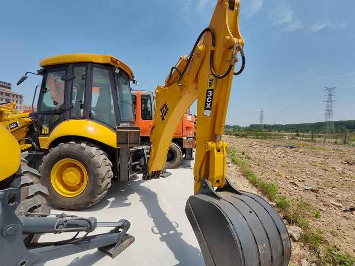 Cheap Price JCB 3CX Backhoe Loader in Excellent Condition for Sale JCB3CX JCB 4CX Available for Sale - Екскаватор-навантажувач: фото 2 Cheap Price JCB 3CX Backhoe Loader in Excellent Condition for Sale JCB3CX JCB 4CX Available for Sale - Екскаватор-навантажувач: фото 2