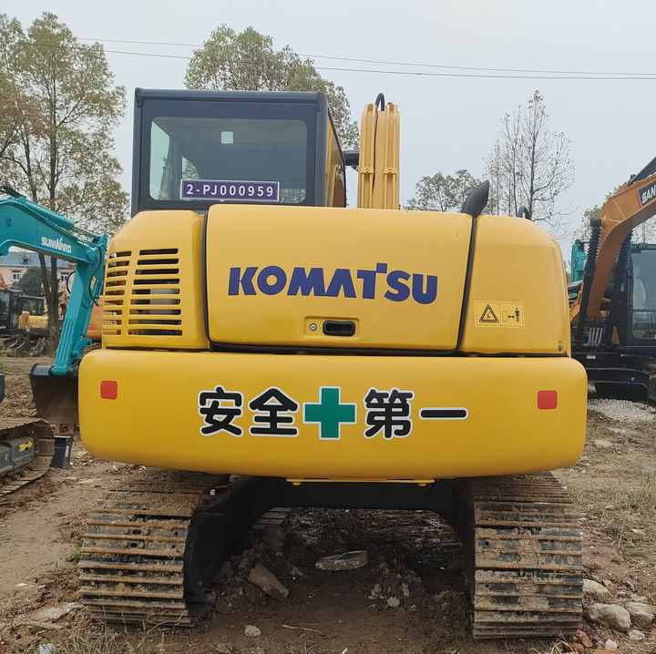 Cheap Used Komatsu PC70-8 Crawler Excavator with High Efficiency Used Heavy Machinery Komatsu PC70-8 Digger Cheap for Sale - Гусеничний екскаватор: фото 5 Cheap Used Komatsu PC70-8 Crawler Excavator with High Efficiency Used Heavy Machinery Komatsu PC70-8 Digger Cheap for Sale - Гусеничний екскаватор: фото 5