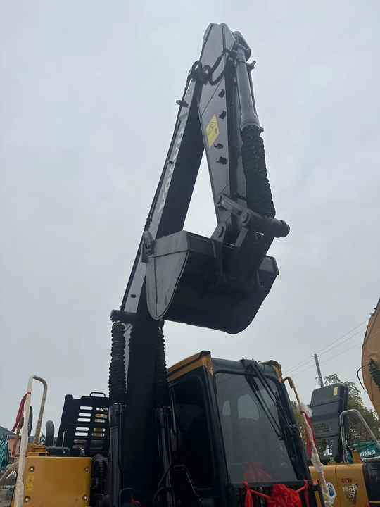 China Brand Used VOLVO EC140 Mini Excavator 6ton Crawler Earth Digger Machine for Sale - Гусеничний екскаватор: фото 5 China Brand Used VOLVO EC140 Mini Excavator 6ton Crawler Earth Digger Machine for Sale - Гусеничний екскаватор: фото 5