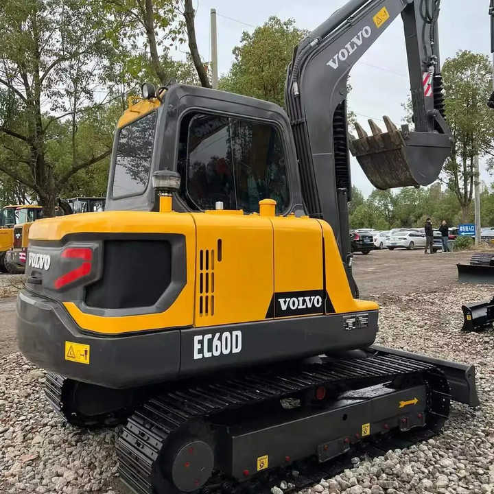 Гусеничний екскаватор China Brand Used Volvo EC60D Mini Excavator 6ton Crawler Earth Digger Machine for Sale: фото 1