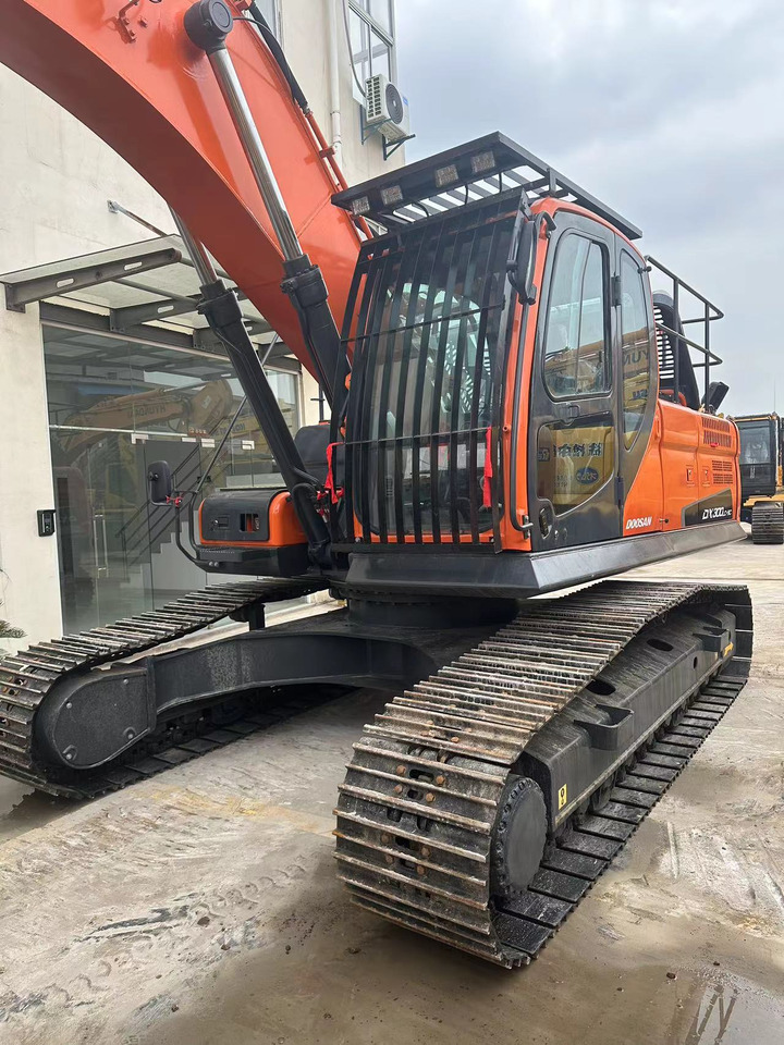 DOOSAN Used Excavator DOOSANDX300LC-9 - Екскаватор: фото 4 DOOSAN Used Excavator DOOSANDX300LC-9 - Екскаватор: фото 4