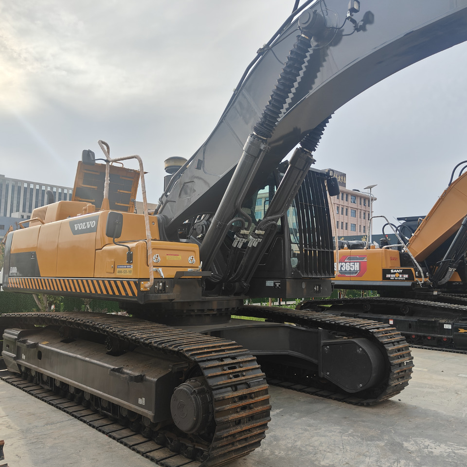 EXCAVATOR Good Condition VOLVO EC480DL Excavator Low Price Large Hydraulic Crawler Excavator volvo 480dl for Sale - Гусеничний екскаватор: фото 2 EXCAVATOR Good Condition VOLVO EC480DL Excavator Low Price Large Hydraulic Crawler Excavator volvo 480dl for Sale - Гусеничний екскаватор: фото 2