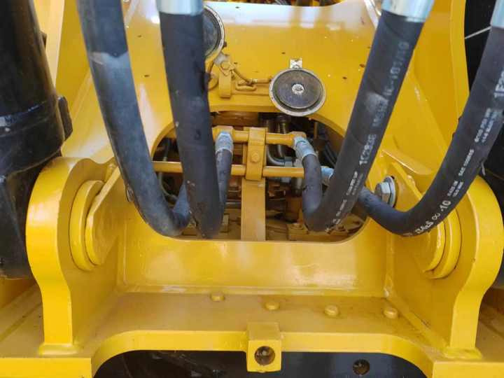 Good Condition Used Excavator Machine Caterpillar 315D Crawler CAT 15ton Used Excavator for Sale CAT 315 Excavators - Гусеничний екскаватор: фото 5 Good Condition Used Excavator Machine Caterpillar 315D Crawler CAT 15ton Used Excavator for Sale CAT 315 Excavators - Гусеничний екскаватор: фото 5