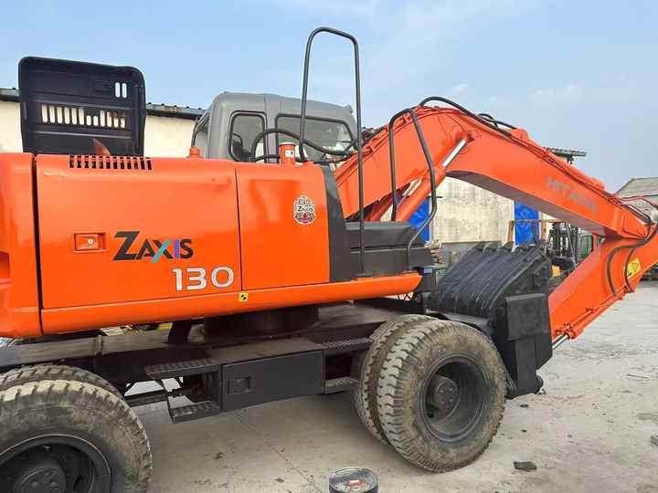 Hot Sale! Used Hitachi ZX130 Wheel Excavator |Excellent Condition| Best Price | Perfect for Construction & Road Projects - Екскаватор: фото 3 Hot Sale! Used Hitachi ZX130 Wheel Excavator |Excellent Condition| Best Price | Perfect for Construction & Road Projects - Екскаватор: фото 3