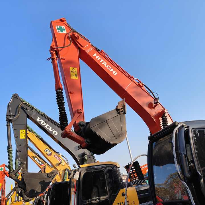 Japan Original Hitachi ZX130 Crawler Excavator Perfect for Various Projects Available Used Excavators for Sale - Гусеничний екскаватор: фото 2 Japan Original Hitachi ZX130 Crawler Excavator Perfect for Various Projects Available Used Excavators for Sale - Гусеничний екскаватор: фото 2