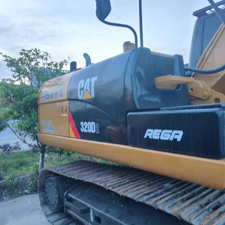 Reasonable Price Japan Original 330d2 Caterpillar Excavator CAT USED 329D2 320D2 325D 315D Excavator - Гусеничний екскаватор: фото 3 Reasonable Price Japan Original 330d2 Caterpillar Excavator CAT USED 329D2 320D2 325D 315D Excavator - Гусеничний екскаватор: фото 3