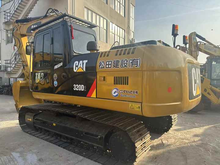 Second Hand Excavator 320D Used Low Price Caterpillar CAT 312D 315D 320D 325D in Good Condition - Гусеничний екскаватор: фото 3 Second Hand Excavator 320D Used Low Price Caterpillar CAT 312D 315D 320D 325D in Good Condition - Гусеничний екскаватор: фото 3