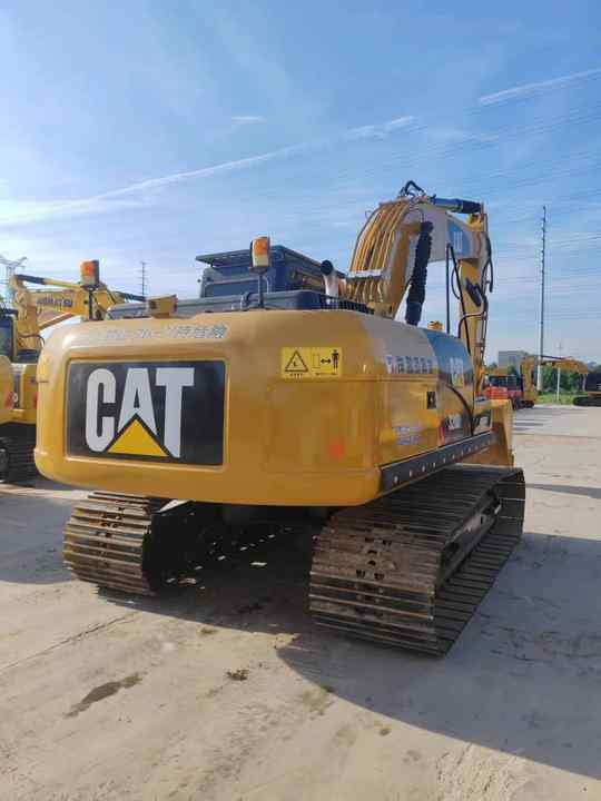 Second Hand Machine Original Used Caterpillar Excavator CAT 330D2 USED 329D2 320D2 325D 315D Excavator - Гусеничний екскаватор: фото 3 Second Hand Machine Original Used Caterpillar Excavator CAT 330D2 USED 329D2 320D2 325D 315D Excavator - Гусеничний екскаватор: фото 3