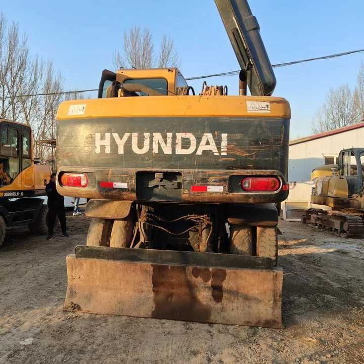 Second Hand Original Korea Brand hyundai 210-9 Wheel Excavator Hot Sale - Екскаватор: фото 3 Second Hand Original Korea Brand hyundai 210-9 Wheel Excavator Hot Sale - Екскаватор: фото 3