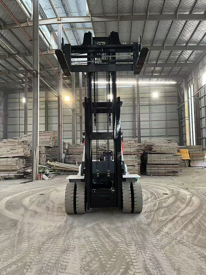 TCM Used Forklift TCM 100 - Навантажувач вилковий: фото 5 TCM Used Forklift TCM 100 - Навантажувач вилковий: фото 5