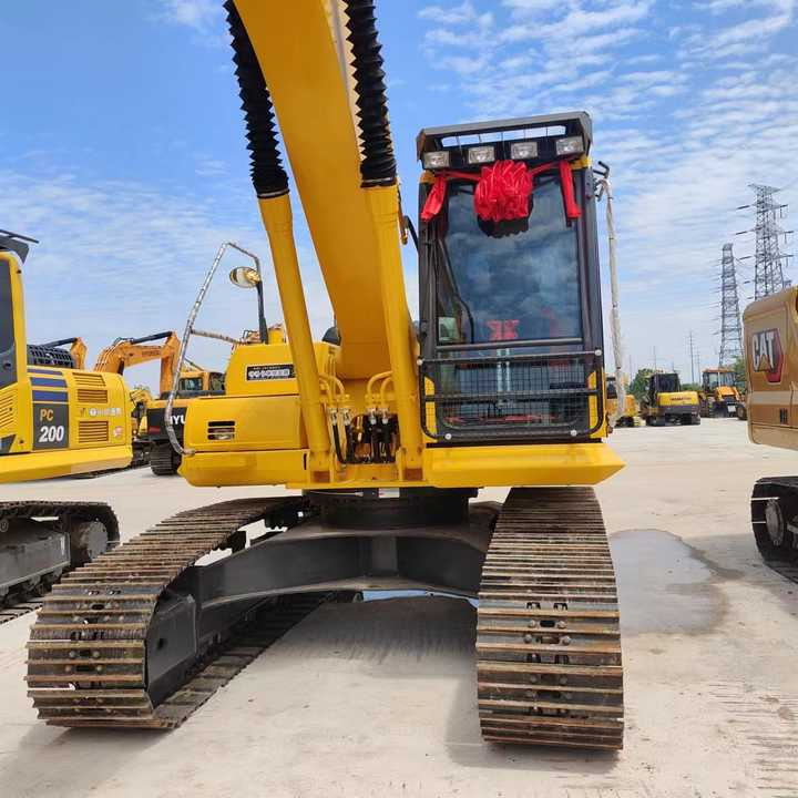 USED komatsu Pc200-8 Excavator with Good Condition for Sale - Екскаватор: фото 5 USED komatsu Pc200-8 Excavator with Good Condition for Sale - Екскаватор: фото 5