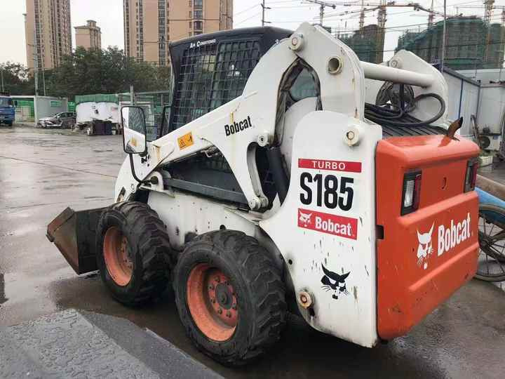 Used Bob Cat Bob Cat S185 Used Mini Skid Steer Wheel Loader Multifunctional Track Loaders Bobcat - Колісний навантажувач: фото 2 Used Bob Cat Bob Cat S185 Used Mini Skid Steer Wheel Loader Multifunctional Track Loaders Bobcat - Колісний навантажувач: фото 2