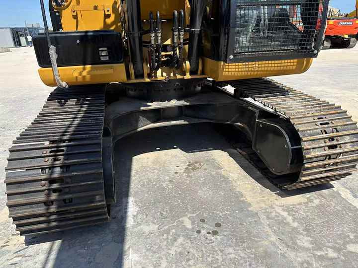 Used Cat 320 Excavator - Гусеничний екскаватор: фото 3 Used Cat 320 Excavator - Гусеничний екскаватор: фото 3