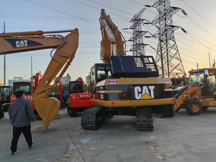 Used Cat Excavator Japan 20 Tons Digger Machinery Caterpillar CAT 320BL for Sale Cat 320B 320BL 320C 320D 320CL 320DL in Stock - Екскаватор: фото 3 Used Cat Excavator Japan 20 Tons Digger Machinery Caterpillar CAT 320BL for Sale Cat 320B 320BL 320C 320D 320CL 320DL in Stock - Екскаватор: фото 3
