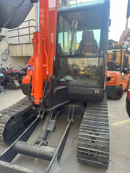 Гусеничний екскаватор Used Digger DOOSAN DX60 Construction Machinery Construction Digger Used DOOSAN DX60 Cheap Excavator: фото 6