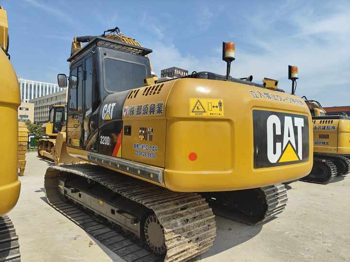 Used Excavator Catterpiller Cat320D with Wide Track Shoe Hot Sale Used Engineering & Construction Machinery - Екскаватор: фото 3 Used Excavator Catterpiller Cat320D with Wide Track Shoe Hot Sale Used Engineering & Construction Machinery - Екскаватор: фото 3