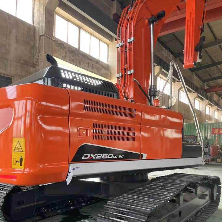 Used Excavator Doosan DX260LC-9 Excavators Mini Equipment Earth Moving Machinery Doosan Digger Excavator for Sale - Міні-екскаватор: фото 4 Used Excavator Doosan DX260LC-9 Excavators Mini Equipment Earth Moving Machinery Doosan Digger Excavator for Sale - Міні-екскаватор: фото 4