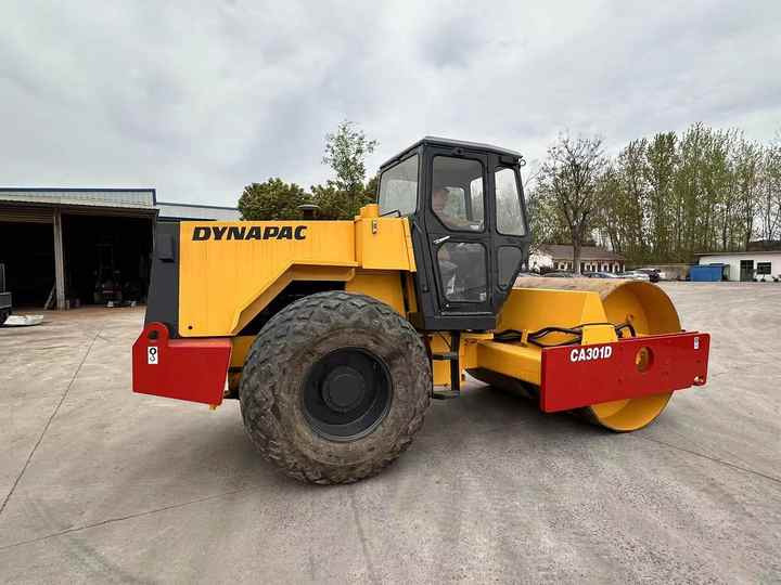 Used Heavy Construction Equipment Dynapac Ca301d Second Hand Road Rollers Used Machine Hot Sale - Дорожній каток: фото 5 Used Heavy Construction Equipment Dynapac Ca301d Second Hand Road Rollers Used Machine Hot Sale - Дорожній каток: фото 5