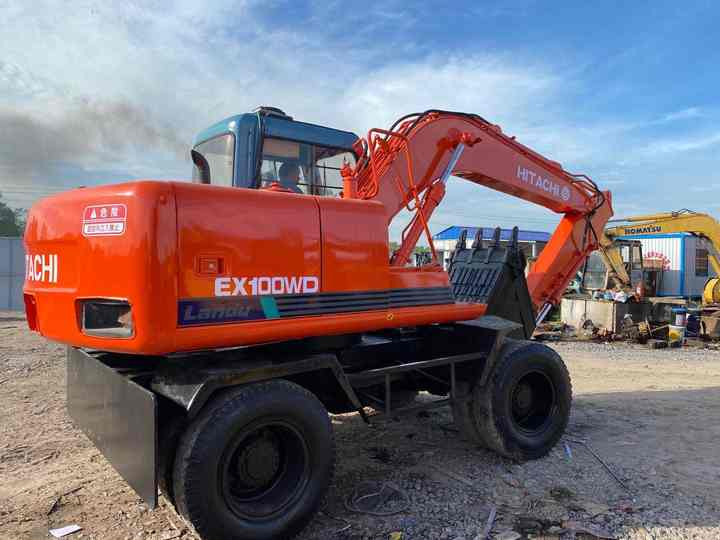 Used Hitachi Ex100WD Wheel Excavator for Sale Japan Made Hitachi Ex100wd Wheeled Excavator for Sale - Гусеничний екскаватор: фото 4 Used Hitachi Ex100WD Wheel Excavator for Sale Japan Made Hitachi Ex100wd Wheeled Excavator for Sale - Гусеничний екскаватор: фото 4