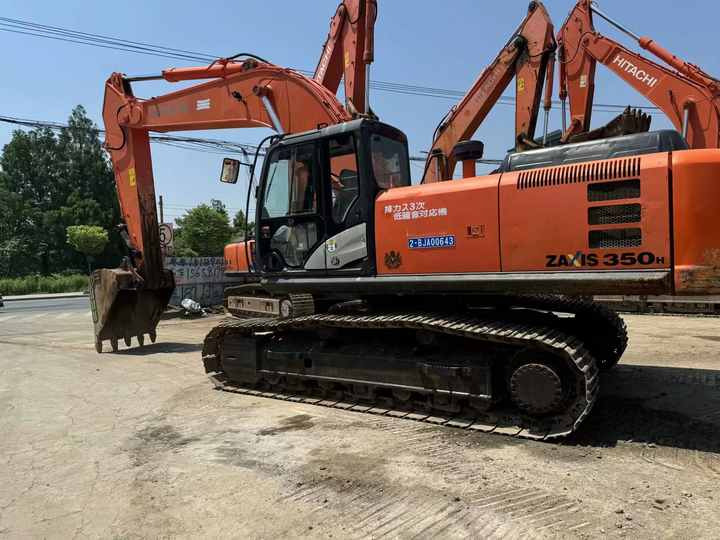 Used Hitachi ZX350H-5G Hydraulic Excavator Original Superior Performance Hitachi ZX350 Construction Machinery for Sale - Гусеничний екскаватор: фото 3 Used Hitachi ZX350H-5G Hydraulic Excavator Original Superior Performance Hitachi ZX350 Construction Machinery for Sale - Гусеничний екскаватор: фото 3