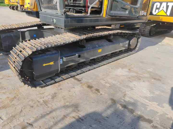 Used Hyundai210-9 21T Second Hand Korea Original Large Excavator Mining Construction Excavators Hot Sale 210-9 220-9 305-9 - Екскаватор: фото 4 Used Hyundai210-9 21T Second Hand Korea Original Large Excavator Mining Construction Excavators Hot Sale 210-9 220-9 305-9 - Екскаватор: фото 4