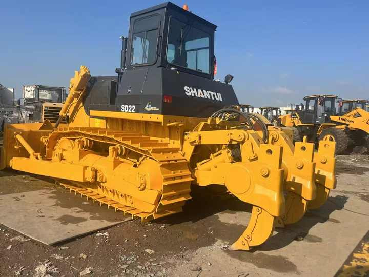 Used Shantui SD22 Crawler Bulldozer Low Price Running Working Condition for Sale SD16/SD22/SD32 in Stock - Бульдозер: фото 2 Used Shantui SD22 Crawler Bulldozer Low Price Running Working Condition for Sale SD16/SD22/SD32 in Stock - Бульдозер: фото 2