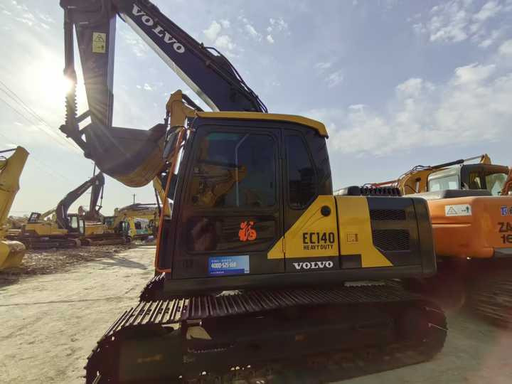 Used Volvo 14 tonne crawler excavator Volvo ec140 excavator powerful low price good quality for sale - Гусеничний екскаватор: фото 3 Used Volvo 14 tonne crawler excavator Volvo ec140 excavator powerful low price good quality for sale - Гусеничний екскаватор: фото 3