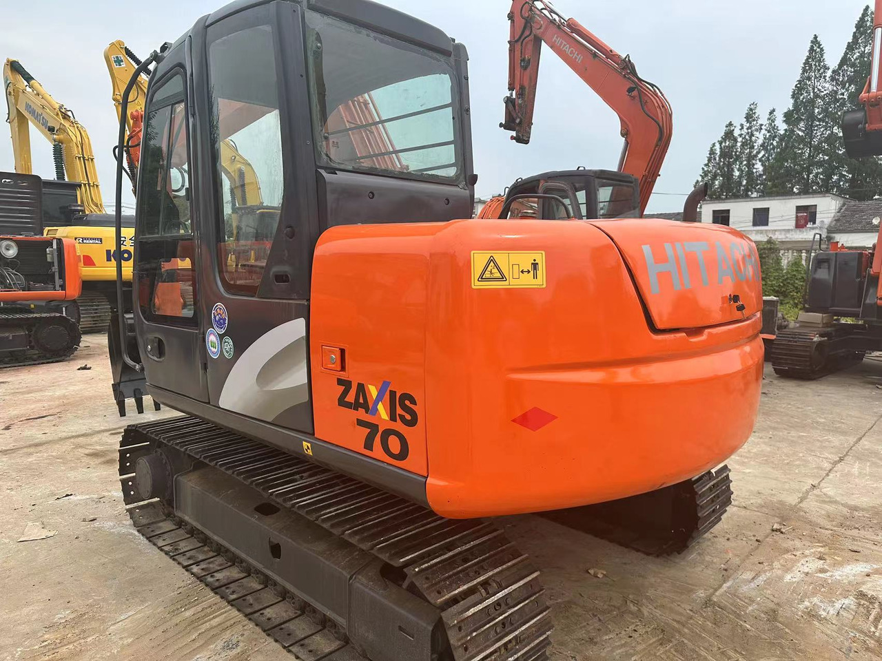 Second-hand excavator HITACHI ZX70 mini - Екскаватор: фото 2 Second-hand excavator HITACHI ZX70 mini - Екскаватор: фото 2