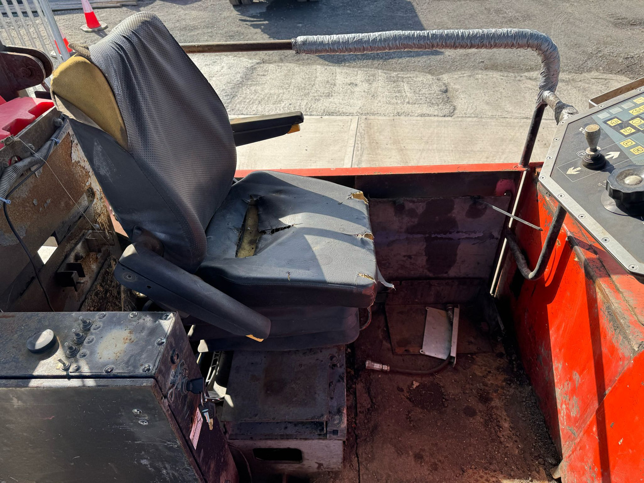 Асфальтоукладач ABG TITAN 326: фото 17