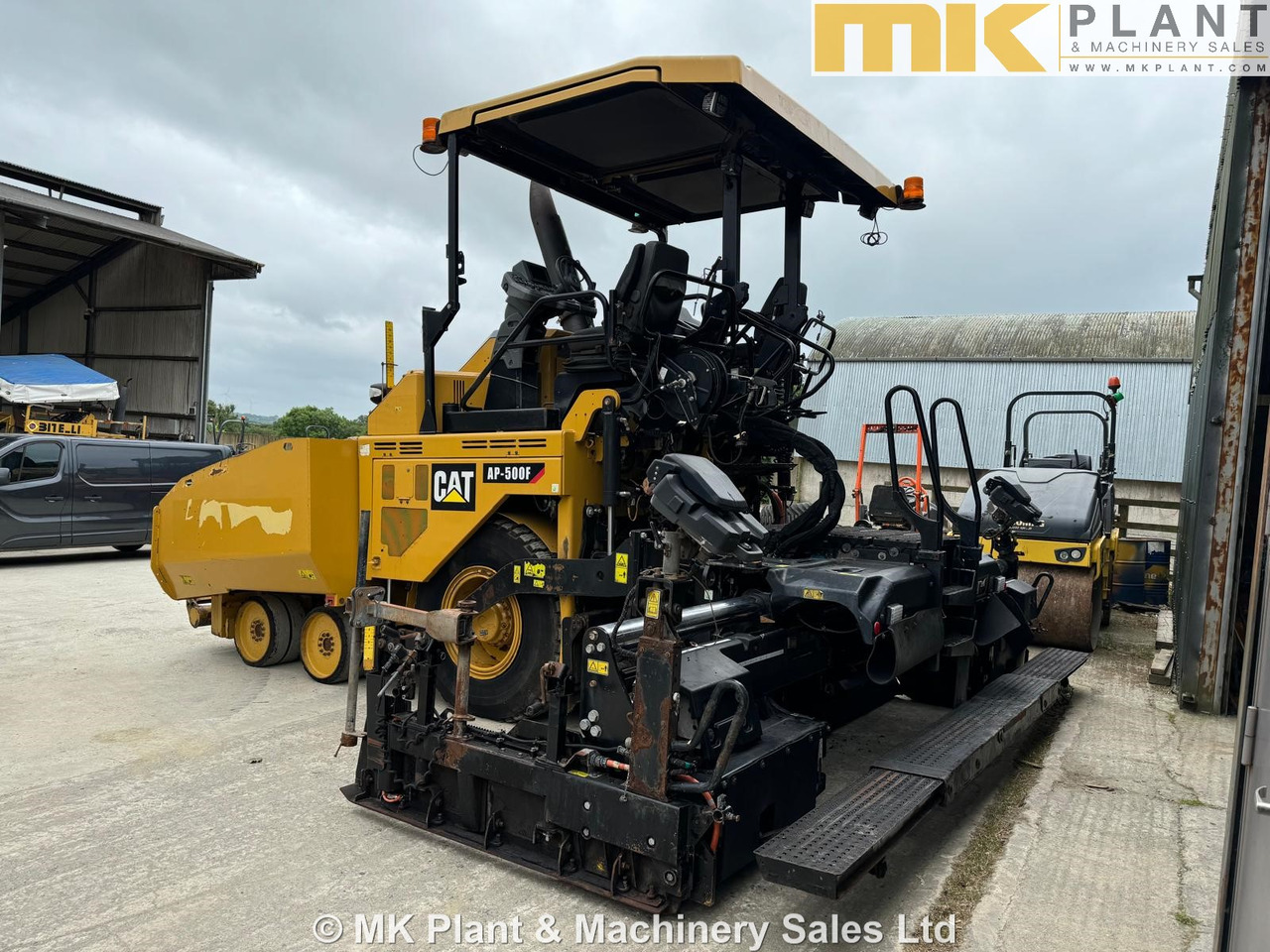 CATERPILLAR AP500F - Асфальтоукладач: фото 3 CATERPILLAR AP500F - Асфальтоукладач: фото 3
