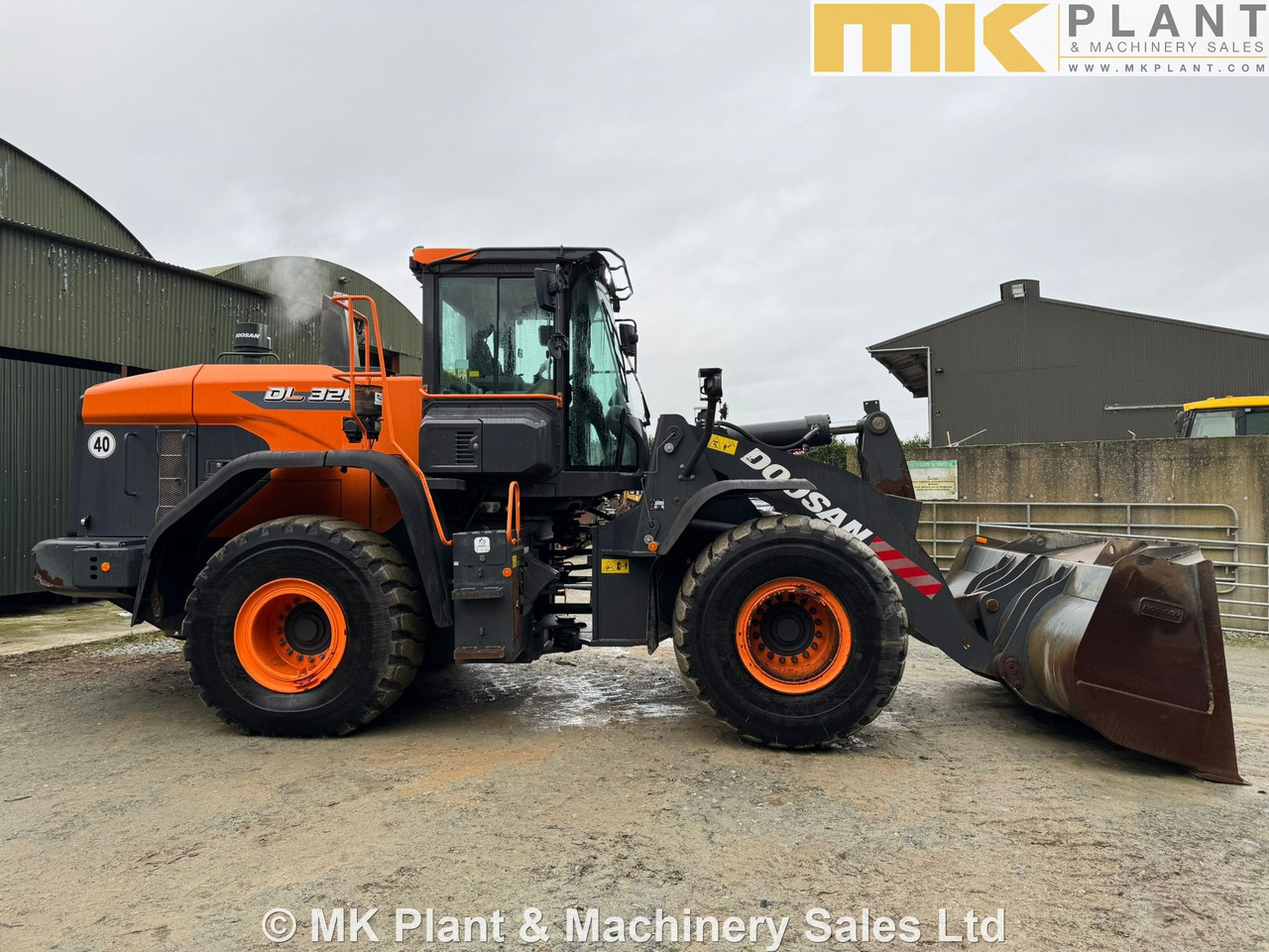 DOOSAN DL320-7 - Колісний навантажувач: фото 4 DOOSAN DL320-7 - Колісний навантажувач: фото 4