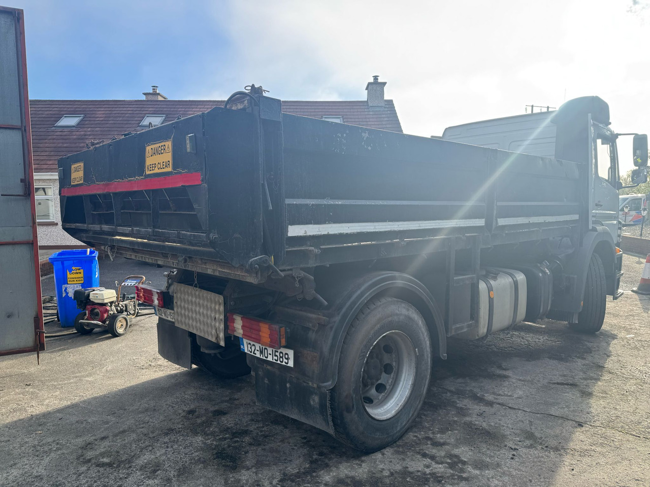 MERCEDES-BENZ Axor 1823 - Самоскид вантажівка: фото 4 MERCEDES-BENZ Axor 1823 - Самоскид вантажівка: фото 4